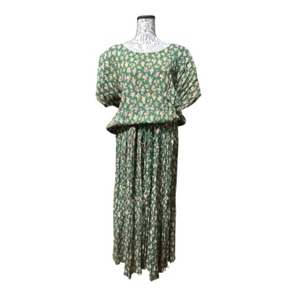 Floral Green Maxi Skirt Set size medium